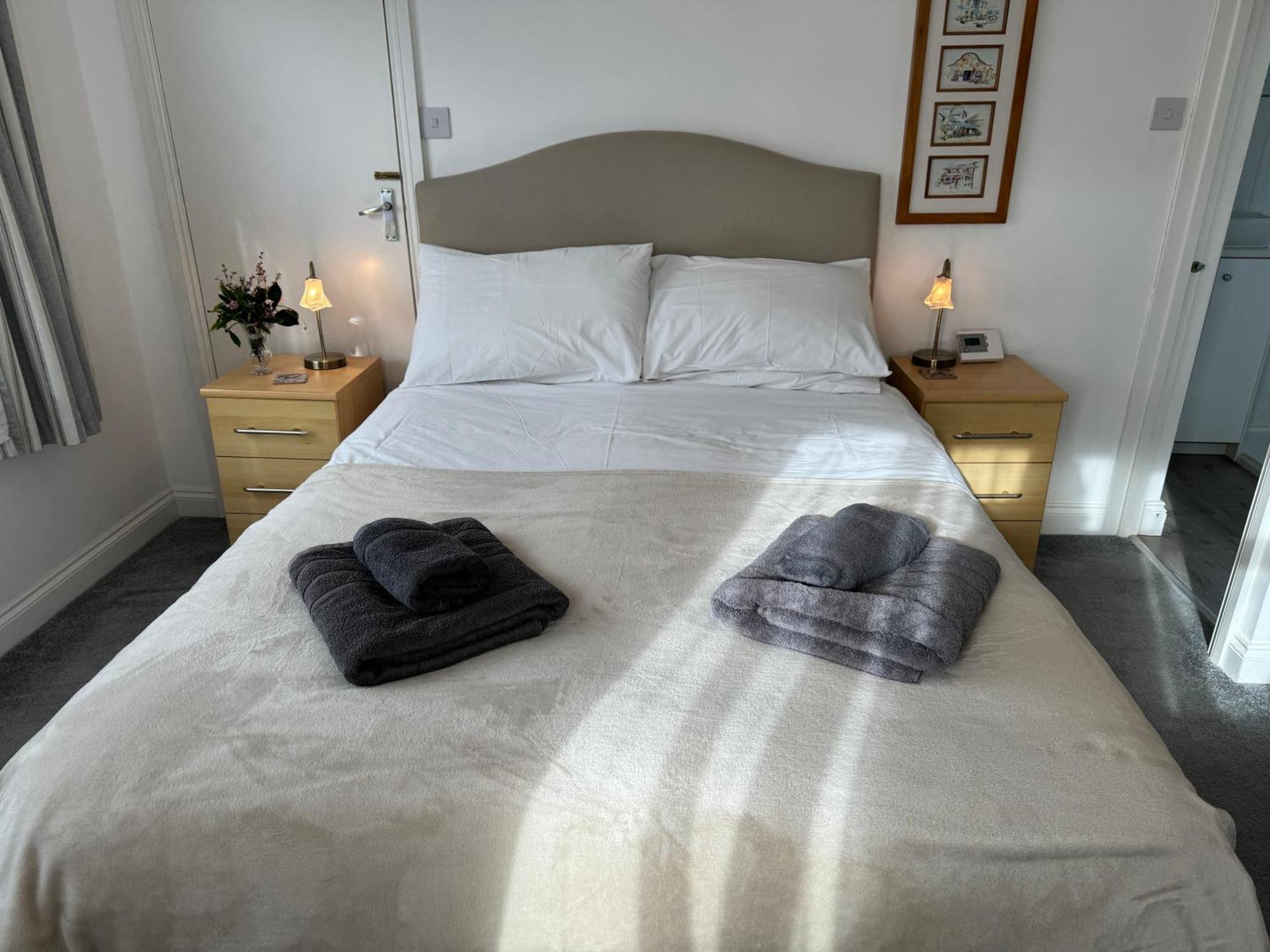 Mulberry Lawn Apartments Brading Bagian luar foto